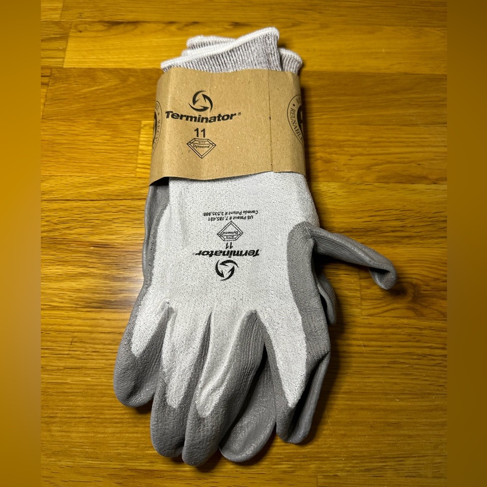 Terminator gloves ~ size 11. NWOT.